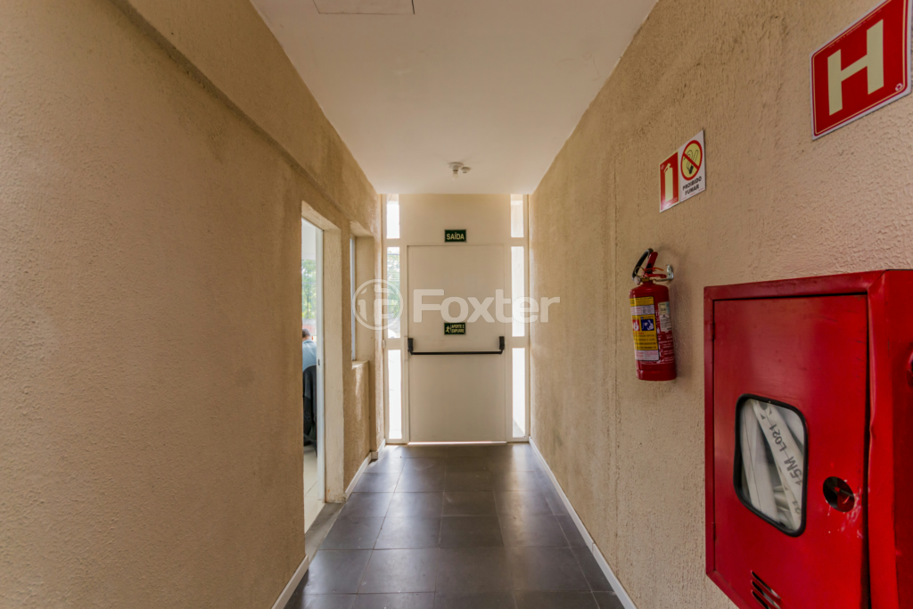 Apartamento à venda com 2 quartos, 42m² - Foto 37
