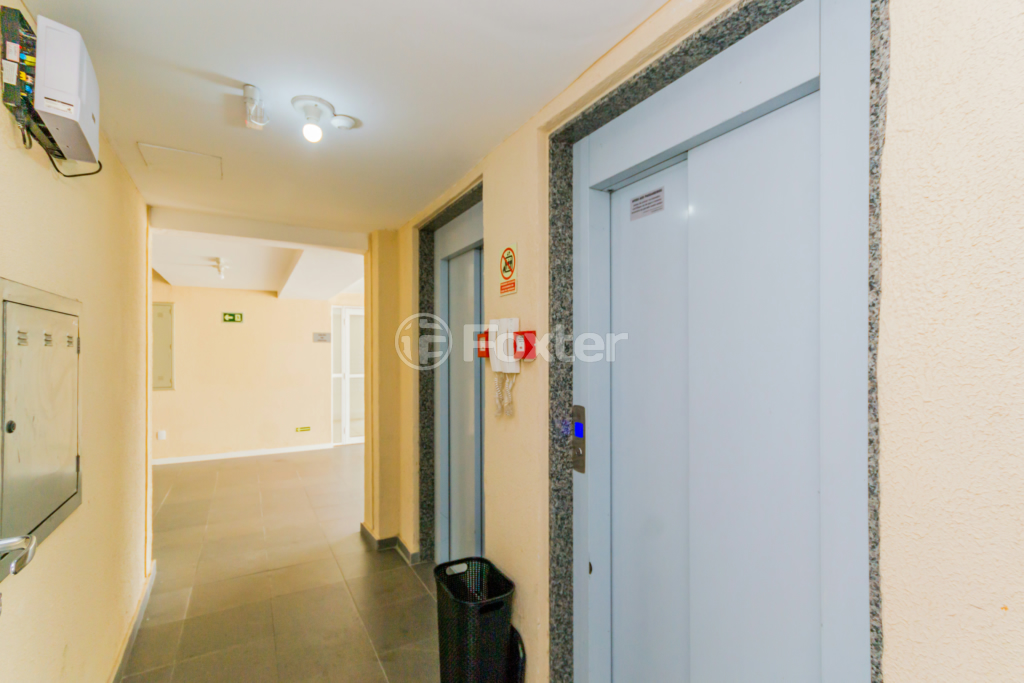 Apartamento à venda com 2 quartos, 42m² - Foto 39