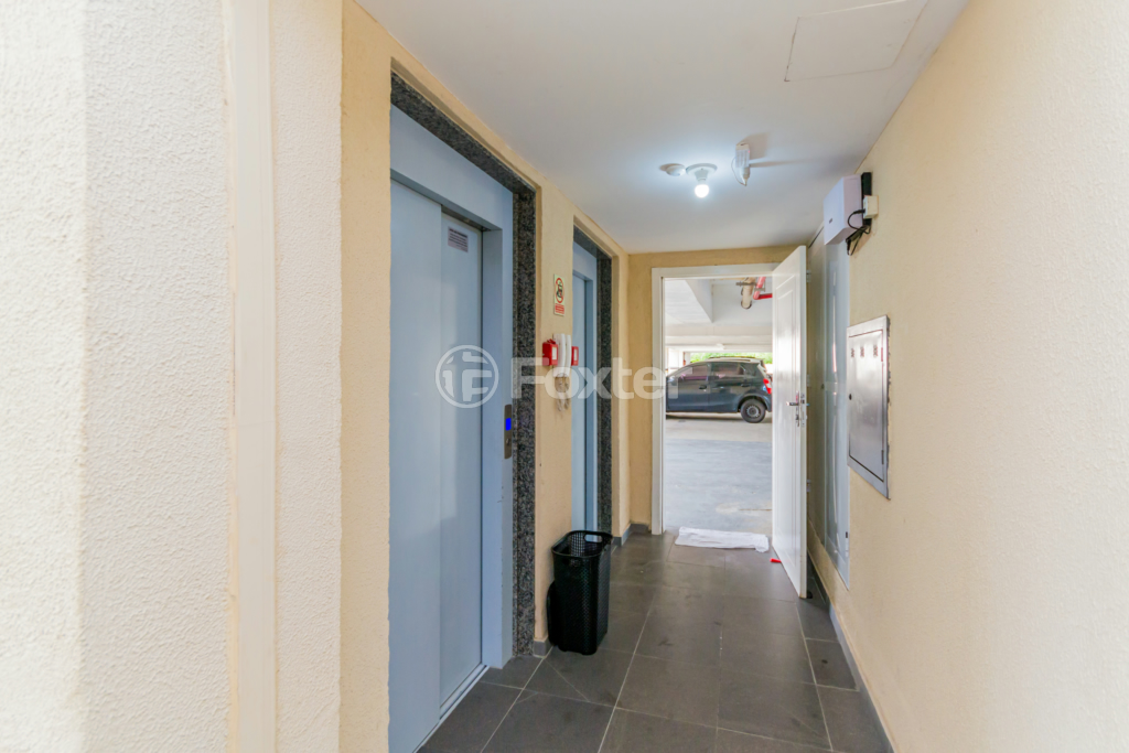 Apartamento à venda com 2 quartos, 42m² - Foto 40