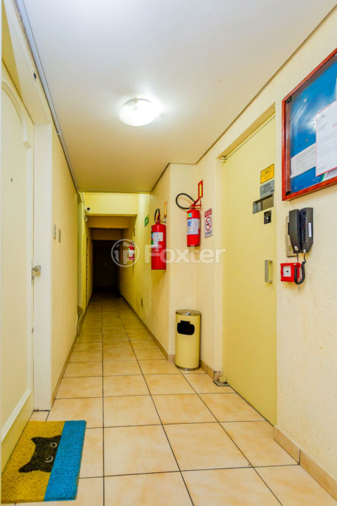 Apartamento à venda com 1 quarto, 41m² - Foto 30