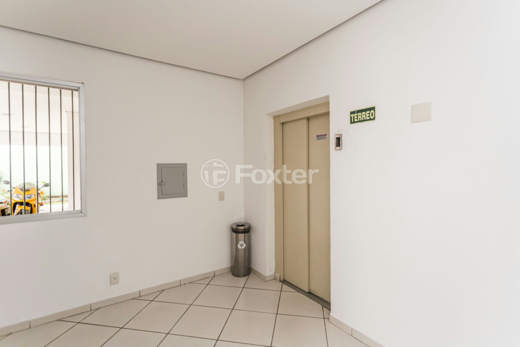 Apartamento à venda com 2 quartos, 68m² - Foto 32