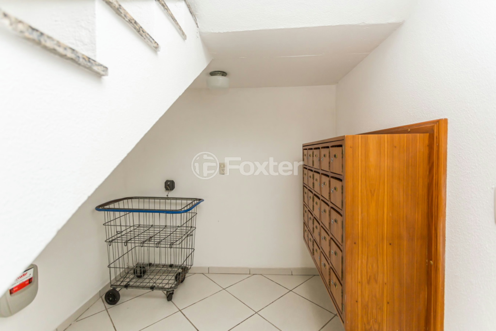Apartamento à venda com 2 quartos, 68m² - Foto 30