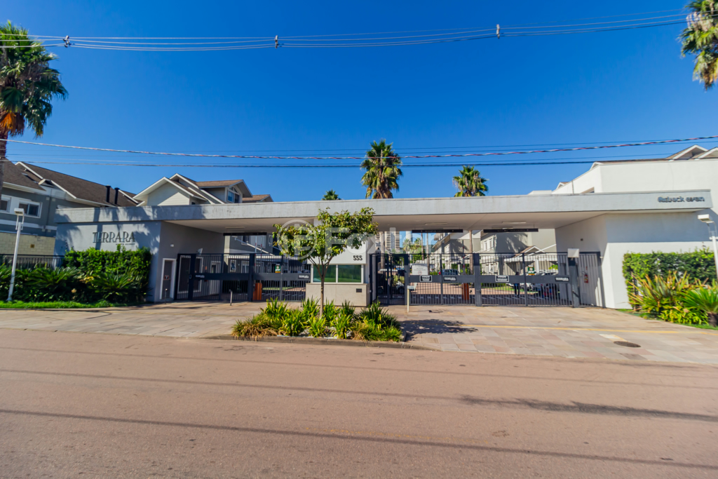 Casa de Condomínio à venda com 3 quartos, 218m² - Foto 75
