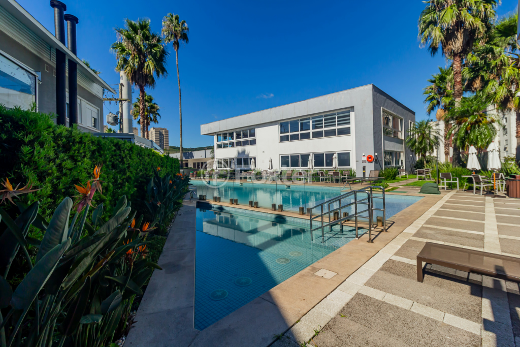 Casa de Condomínio à venda com 3 quartos, 218m² - Foto 56