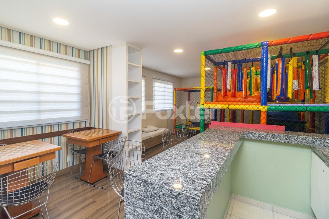 Apartamento à venda com 2 quartos, 70m² - Foto 47