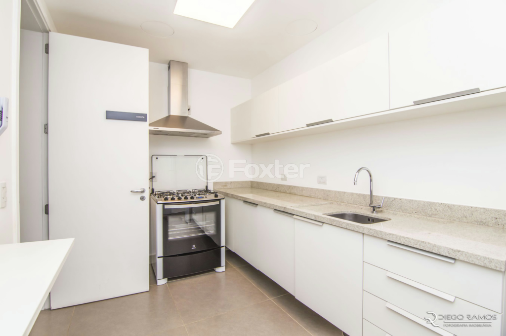 Apartamento à venda com 3 quartos, 227m² - Foto 127