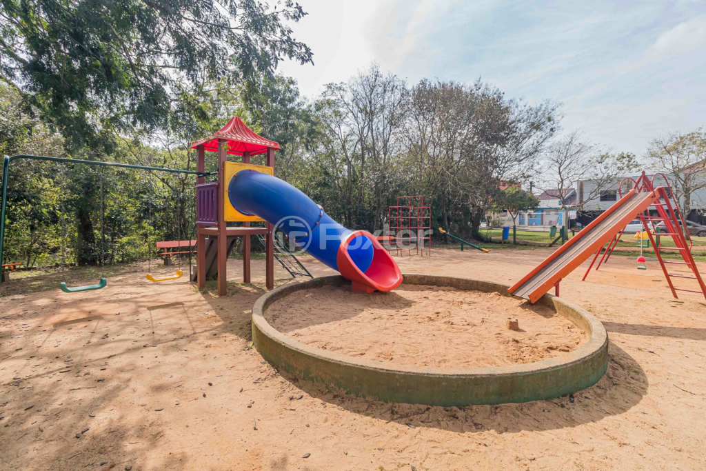 Casa de Condomínio à venda com 3 quartos, 125m² - Foto 24