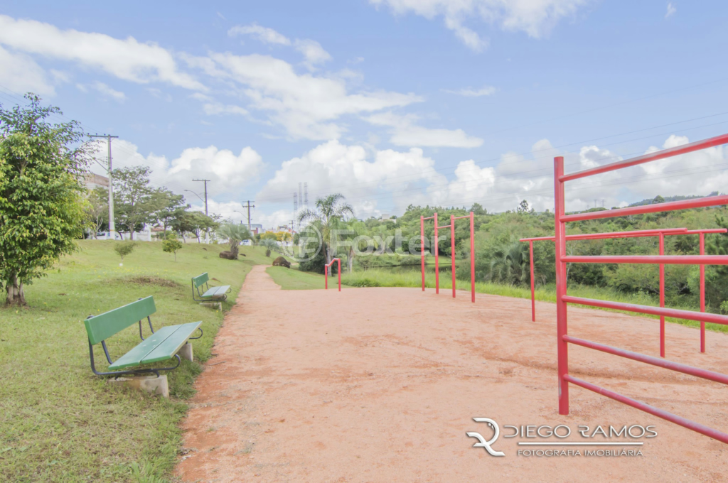 Casa de Condomínio à venda com 4 quartos, 312m² - Foto 47