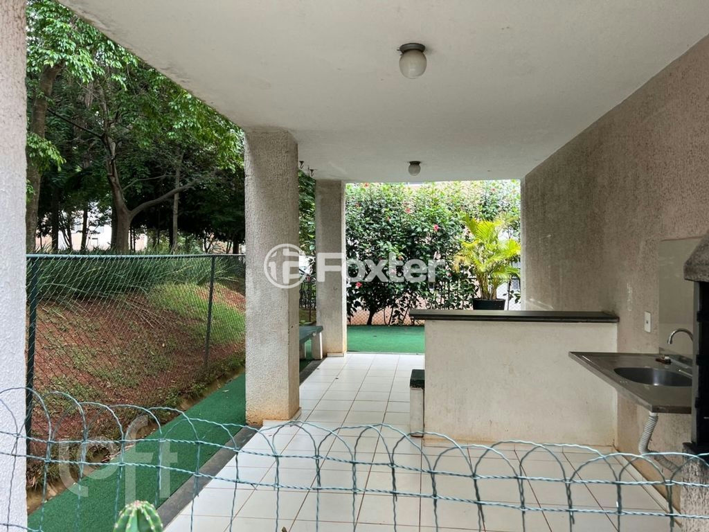 Apartamento à venda com 2 quartos, 40m² - Foto 17