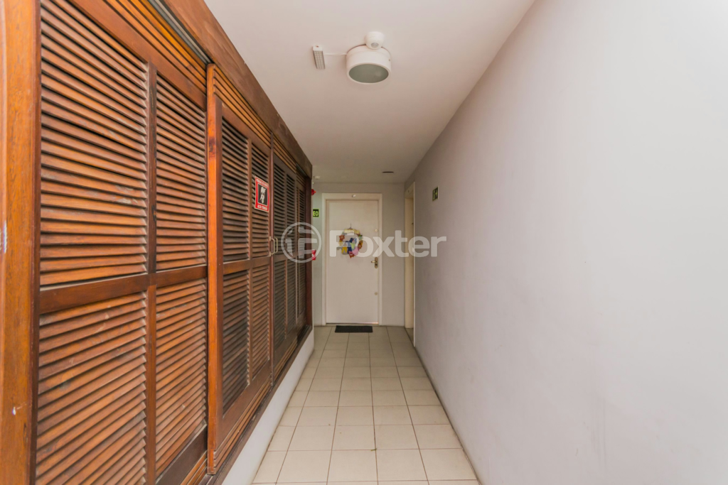 Apartamento à venda com 2 quartos, 48m² - Foto 46