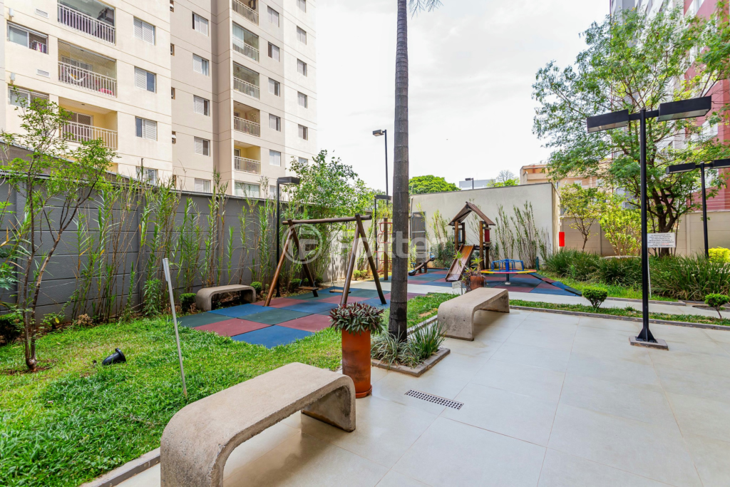 Apartamento à venda com 1 quarto, 32m² - Foto 24