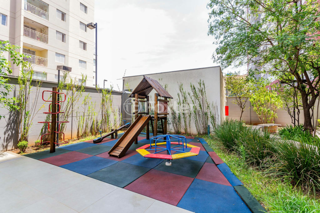 Apartamento à venda com 1 quarto, 32m² - Foto 25