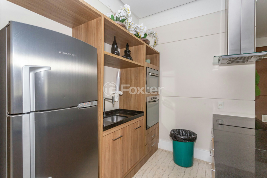 Apartamento à venda com 2 quartos, 67m² - Foto 60