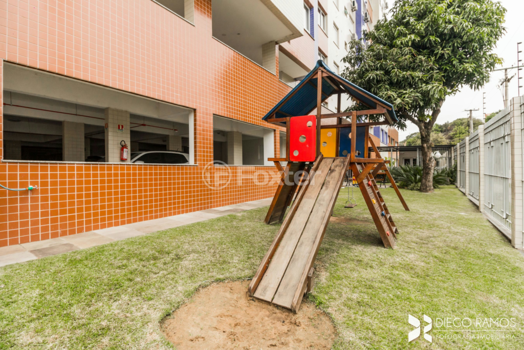 Apartamento à venda com 2 quartos, 68m² - Foto 31