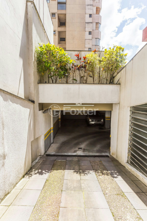 Apartamento à venda com 3 quartos, 132m² - Foto 57