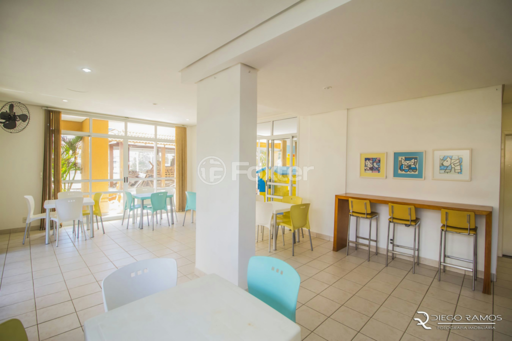 Apartamento à venda com 2 quartos, 63m² - Foto 57