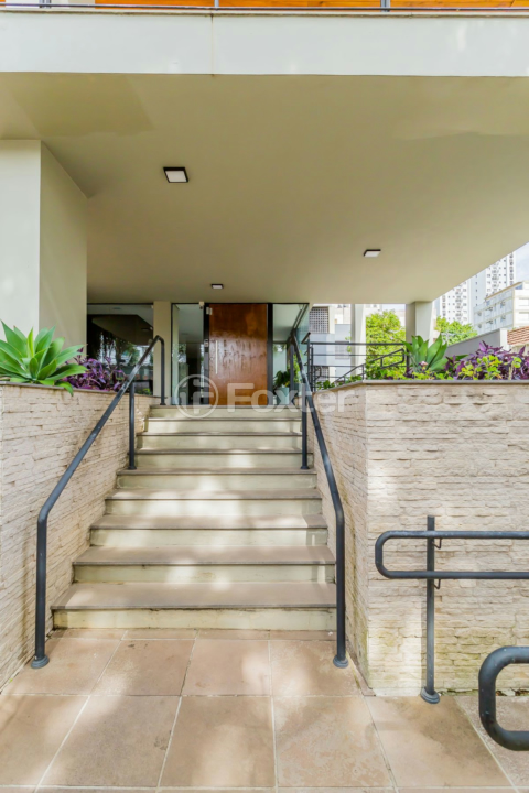 Apartamento à venda com 2 quartos, 63m² - Foto 29