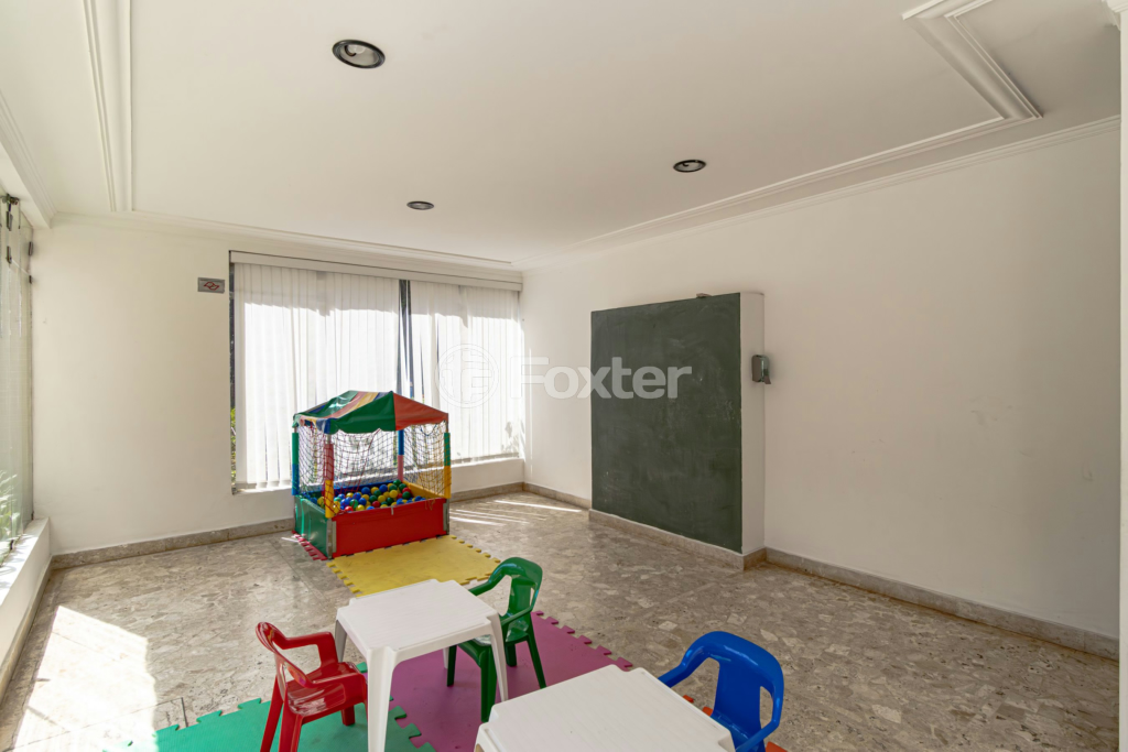 Apartamento à venda com 3 quartos, 98m² - Foto 33