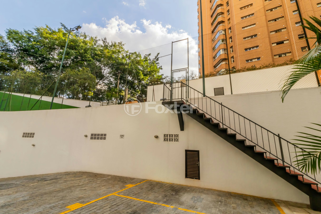 Apartamento à venda com 4 quartos, 239m² - Foto 19