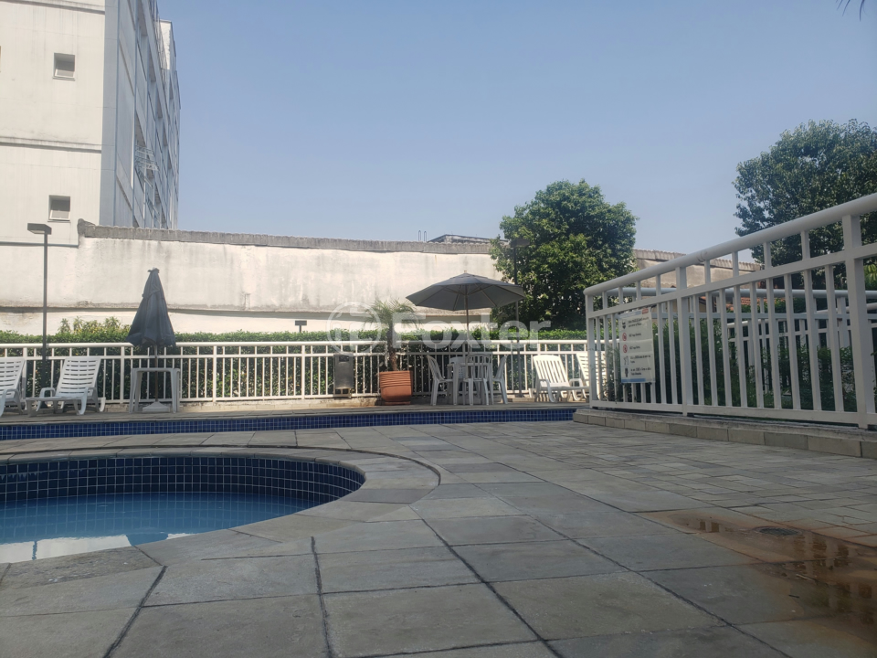 Apartamento à venda com 2 quartos, 64m² - Foto 49