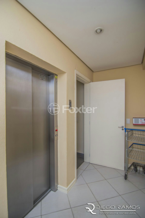 Apartamento à venda com 1 quarto, 41m² - Foto 34