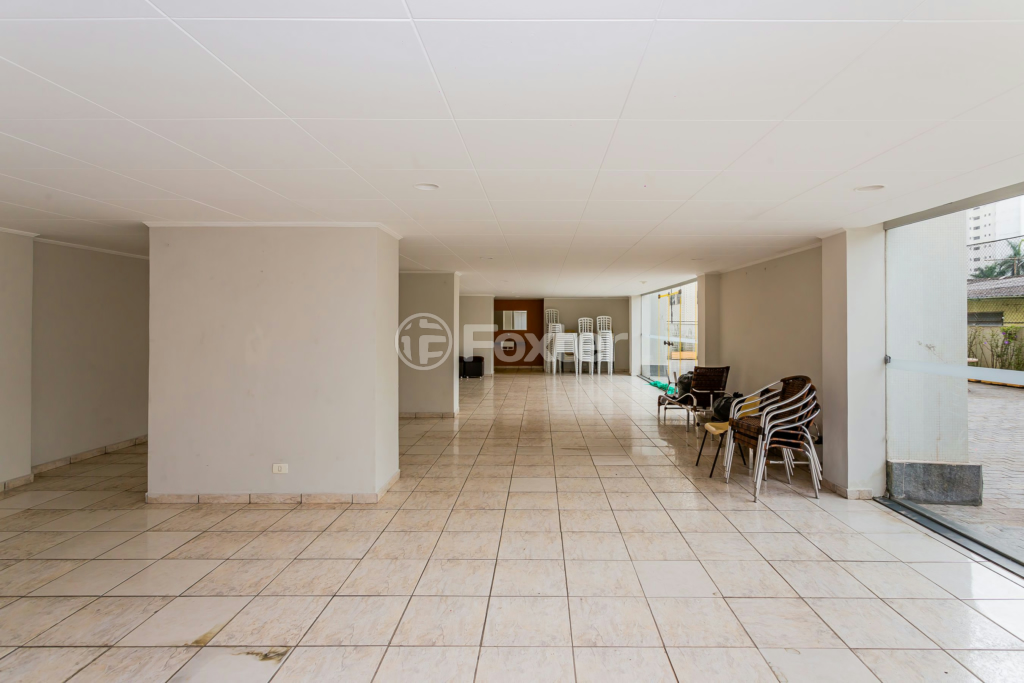 Apartamento à venda com 3 quartos, 80m² - Foto 23