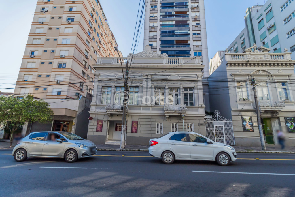 Apartamento à venda com 2 quartos, 78m² - Foto 35