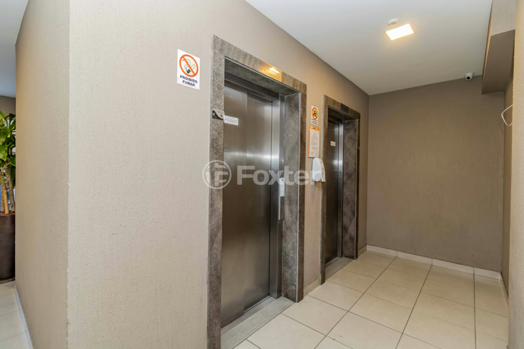 Apartamento à venda com 2 quartos, 60m² - Foto 42