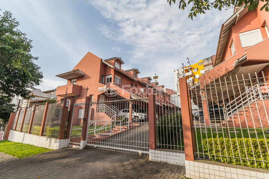 Casa de Condomínio à venda com 3 quartos, 174m² - Foto 3