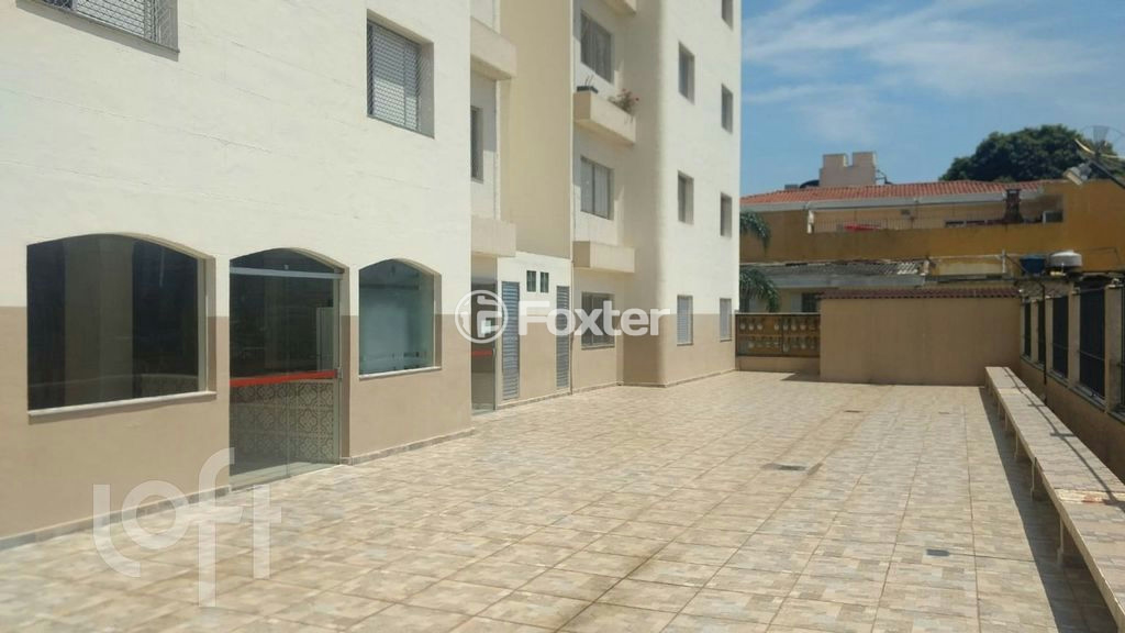 Apartamento à venda com 2 quartos, 64m² - Foto 35