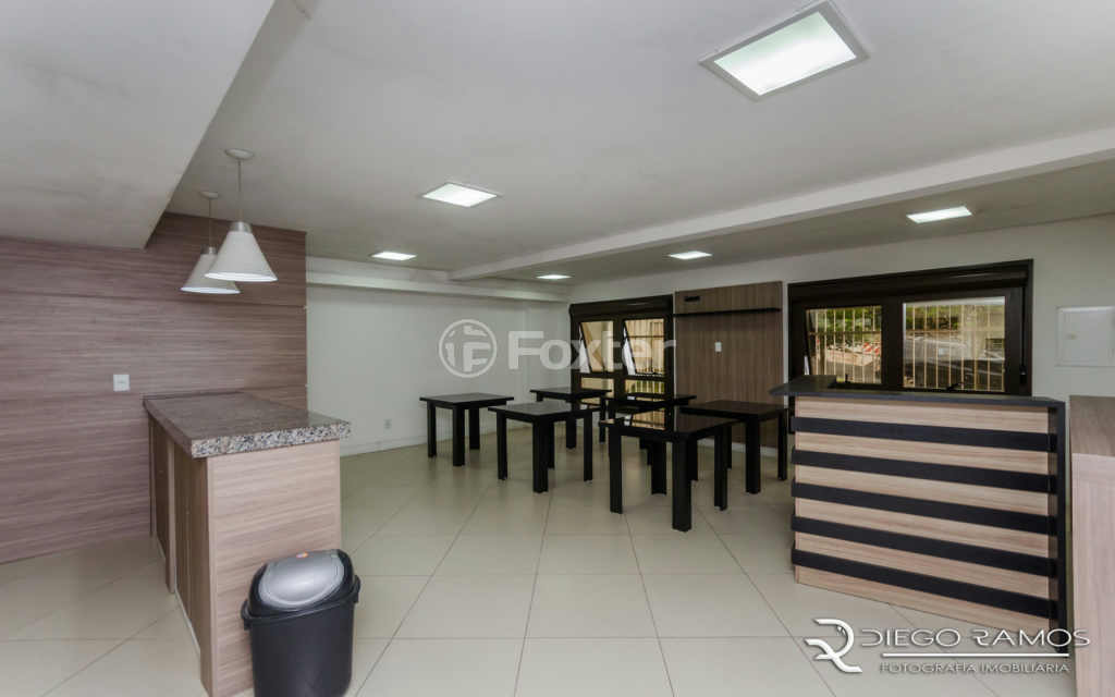 Apartamento à venda com 2 quartos, 76m² - Foto 25