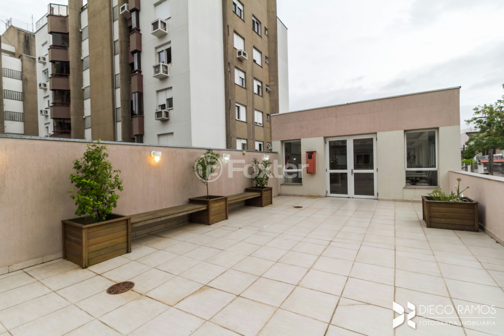 Apartamento à venda com 2 quartos, 60m² - Foto 42