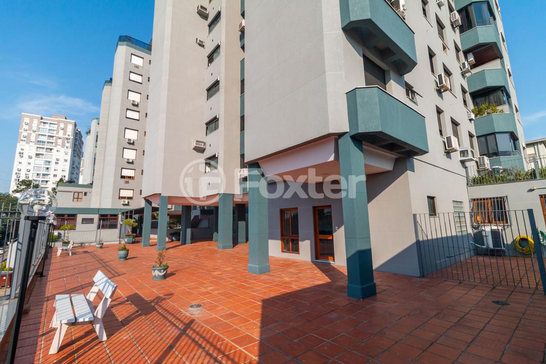 Apartamento à venda com 3 quartos, 234m² - Foto 47