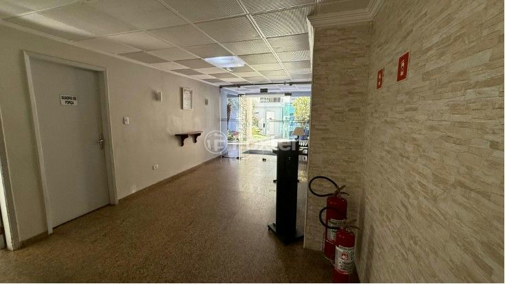 Apartamento à venda com 1 quarto, 62m² - Foto 11