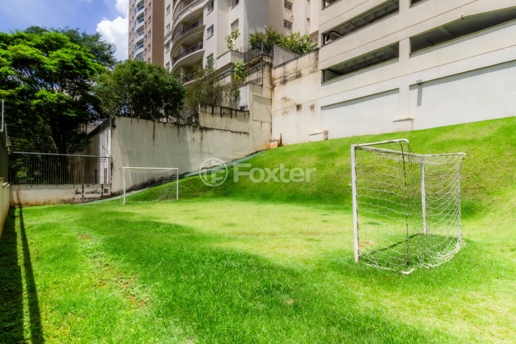 Apartamento à venda com 3 quartos, 141m² - Foto 35