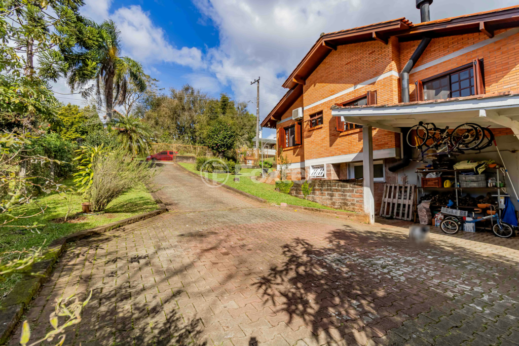 Casa de Condomínio à venda com 3 quartos, 1575m² - Foto 85