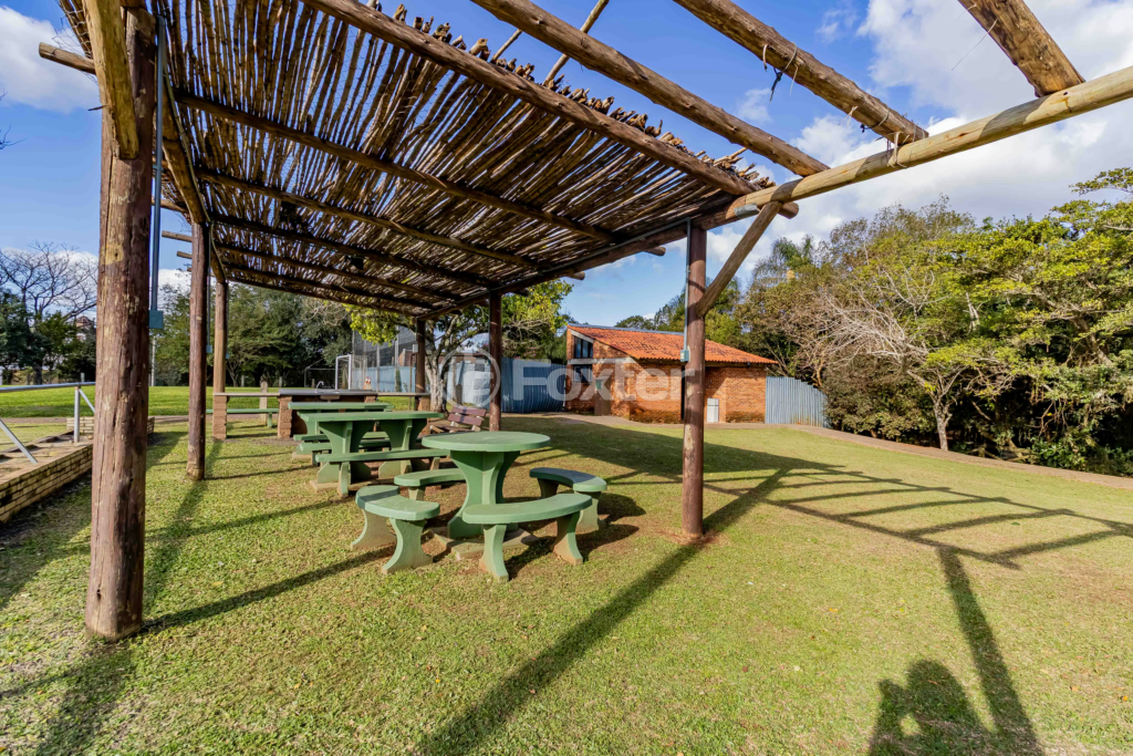 Casa de Condomínio à venda com 3 quartos, 1575m² - Foto 57
