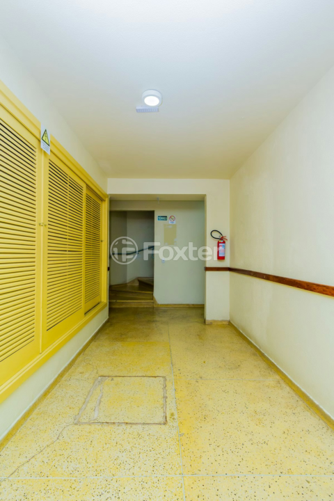 Apartamento à venda com 1 quarto, 41m² - Foto 17