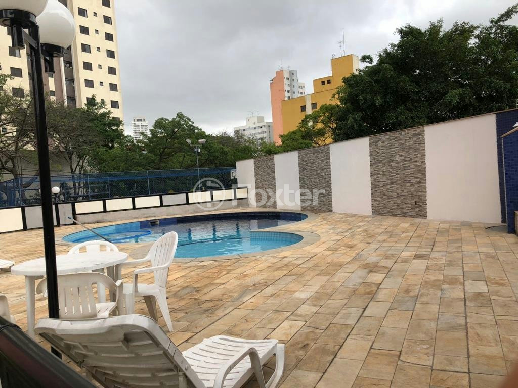 Apartamento à venda com 3 quartos, 70m² - Foto 18