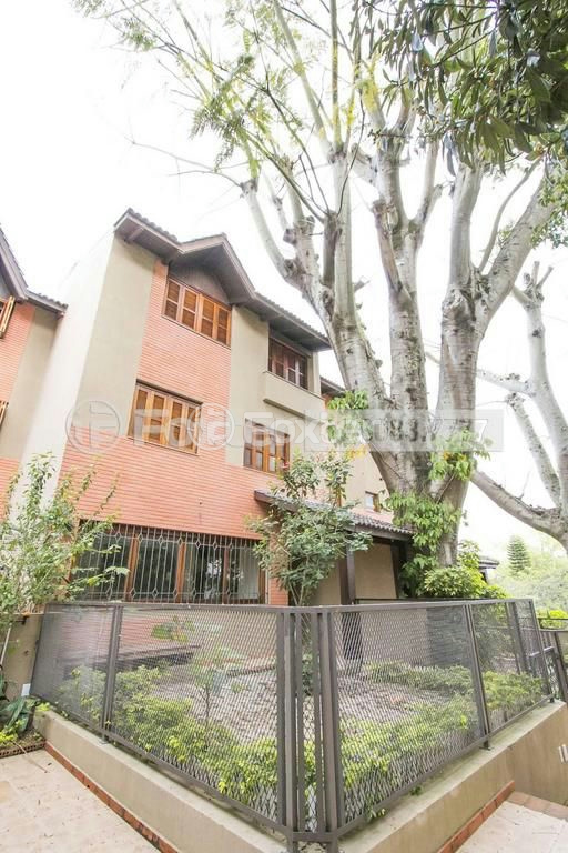 Casa de Condomínio à venda com 4 quartos, 273m² - Foto 32