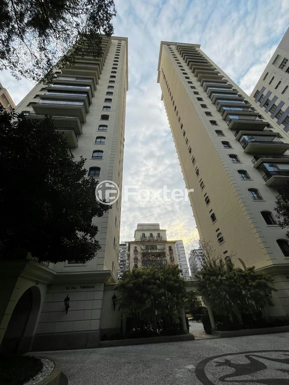 Apartamento à venda com 3 quartos, 203m² - Foto 45