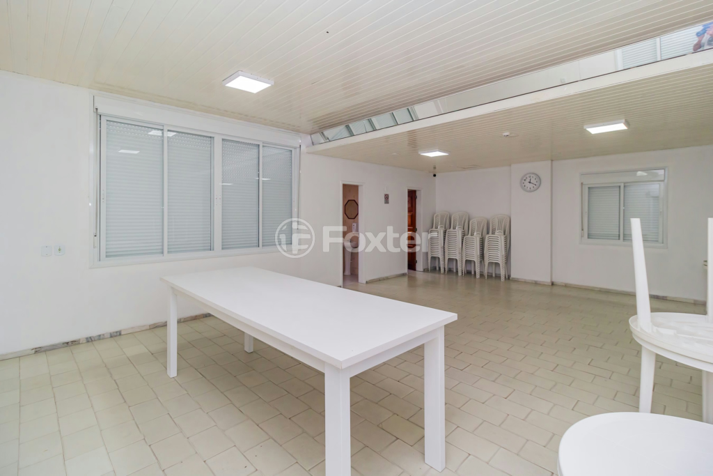 Apartamento à venda com 1 quarto, 49m² - Foto 32