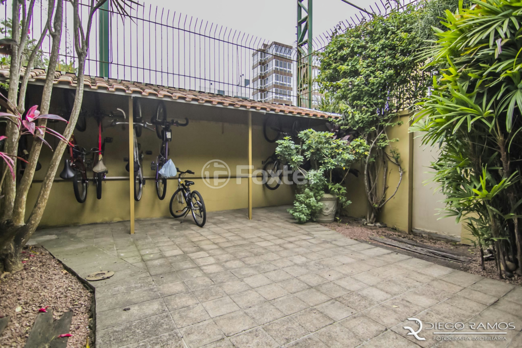 Casa de Condomínio à venda com 3 quartos, 175m² - Foto 64