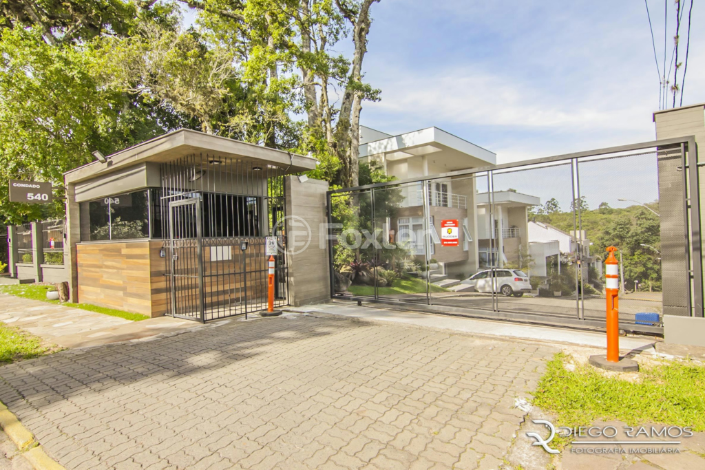 Casa de Condomínio à venda com 4 quartos, 500m² - Foto 68