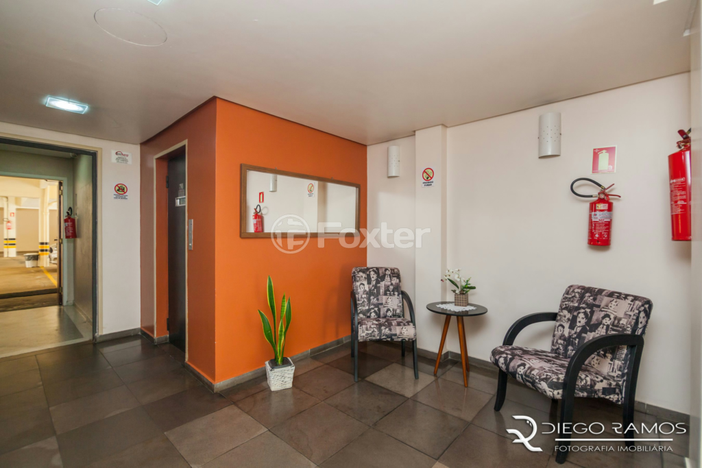 Apartamento à venda com 2 quartos, 76m² - Foto 35