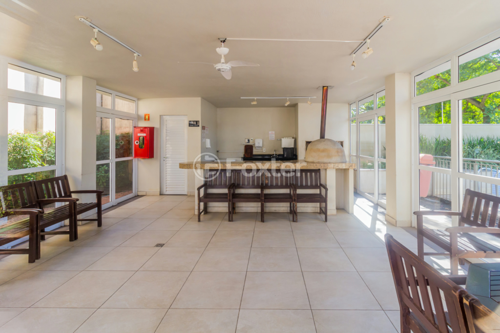 Apartamento à venda com 2 quartos, 64m² - Foto 30