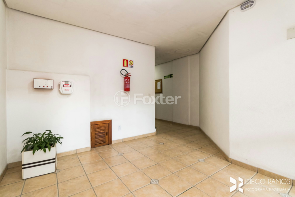 Apartamento à venda com 2 quartos, 85m² - Foto 24