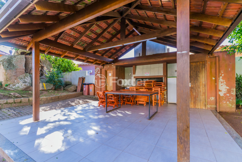 Casa à venda com 3 quartos, 98m² - Foto 31