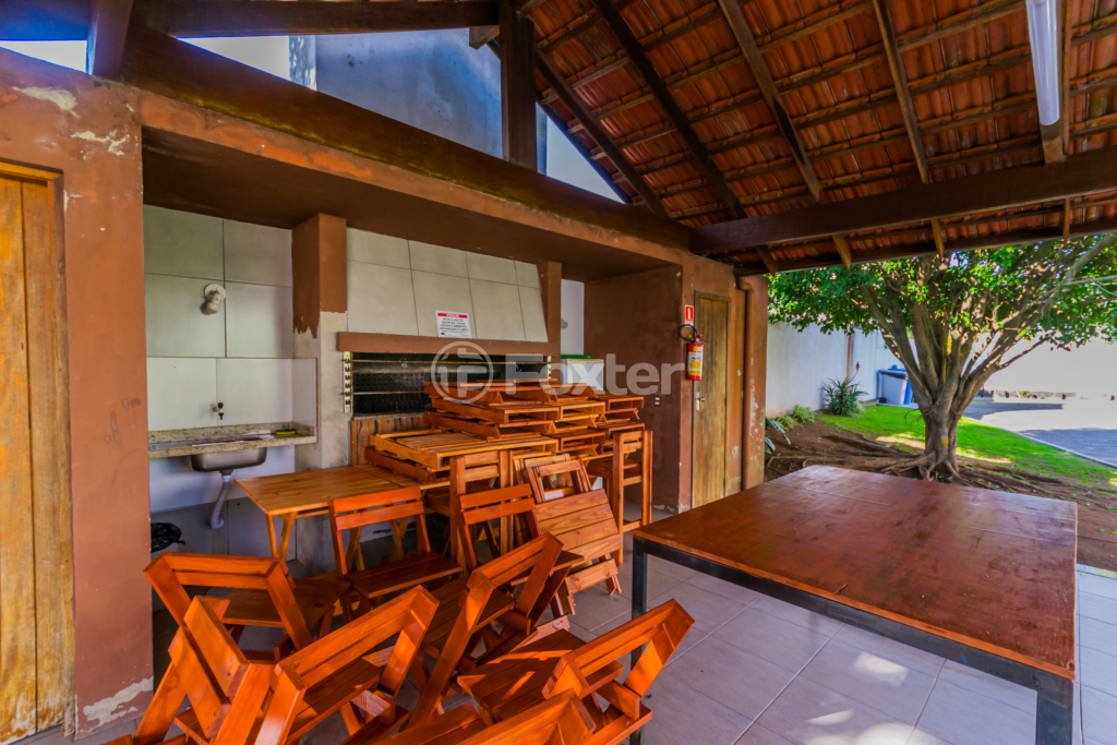Casa à venda com 3 quartos, 98m² - Foto 33