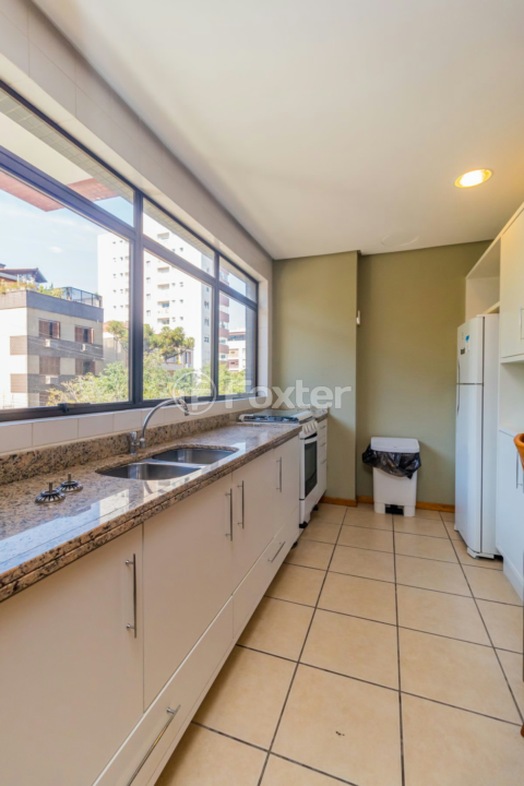 Apartamento à venda com 2 quartos, 76m² - Foto 46